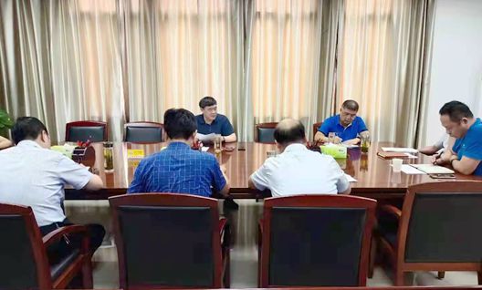 市政府辦召開學(xué)習(xí)貫徹習(xí)近平“七一”講話精神專題研討會